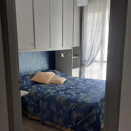 Vr Apartman *